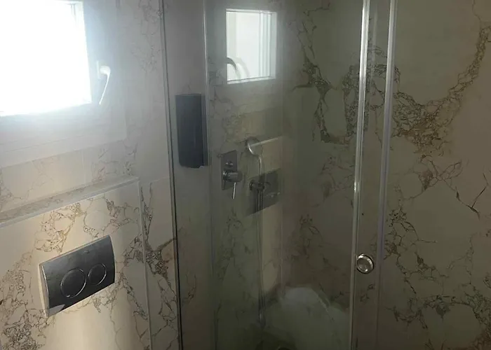 Exclusive Del Mare *